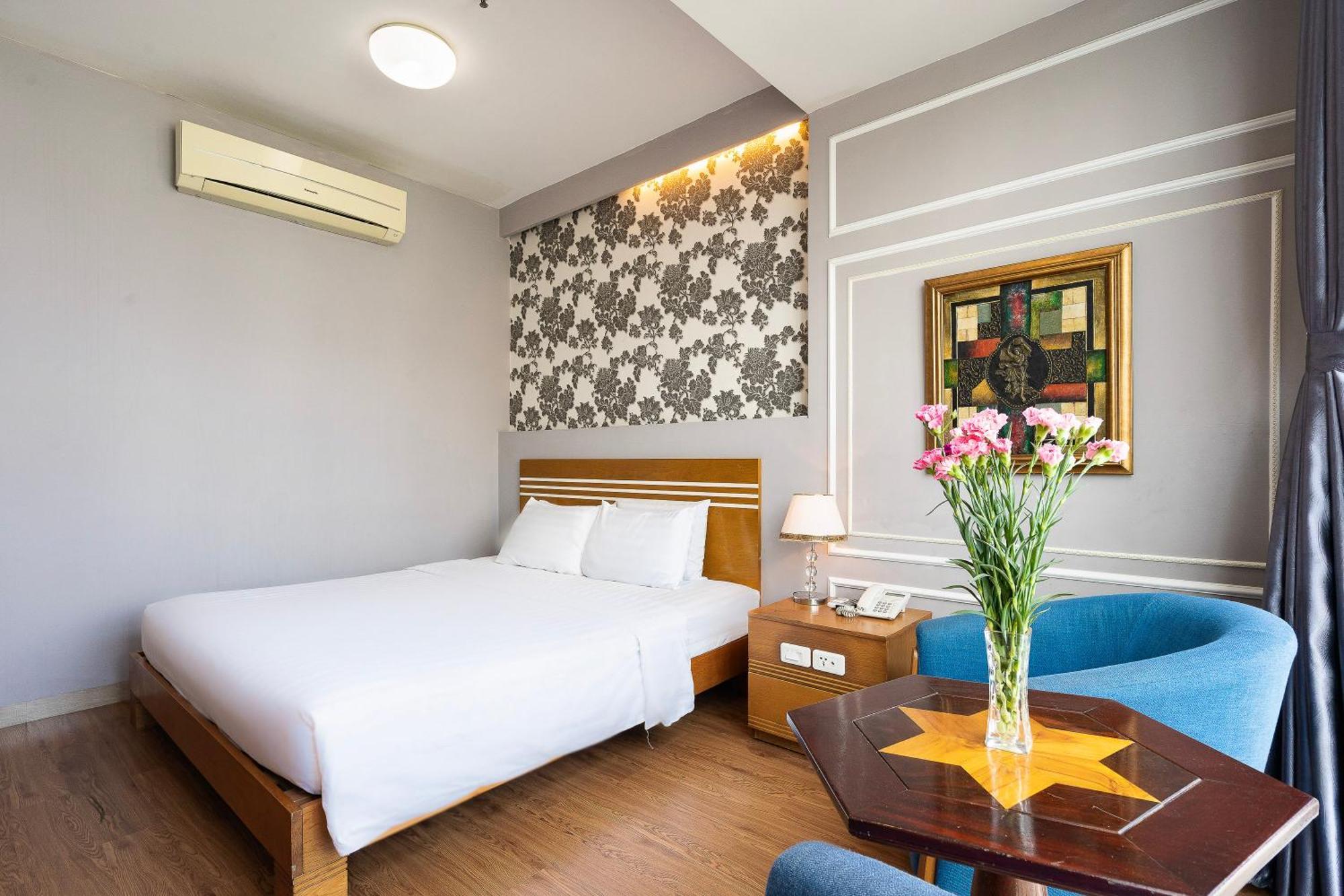Lucky Star Hotel - Ben Thanh Хошимин Екстериор снимка