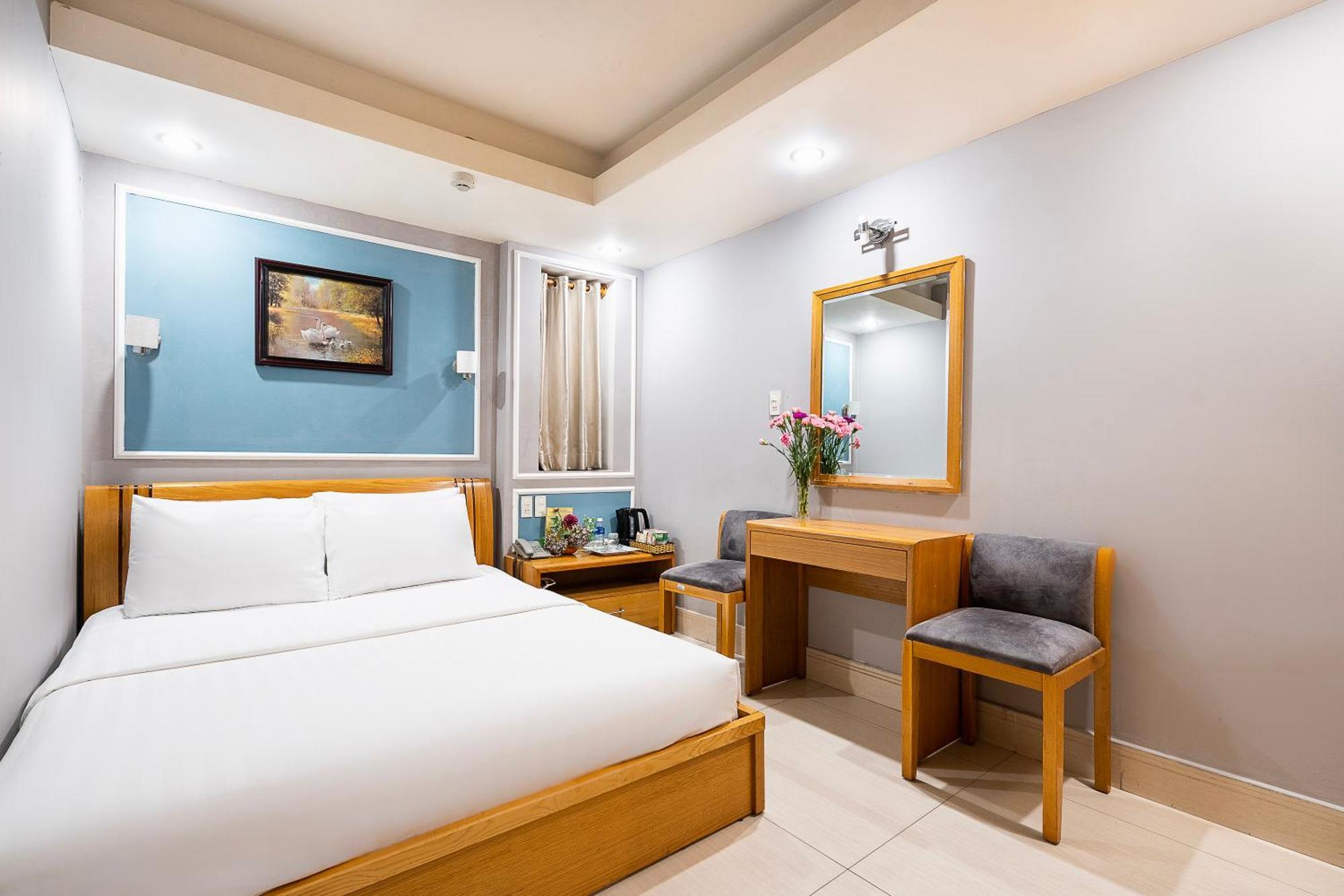Lucky Star Hotel - Ben Thanh Хошимин Екстериор снимка