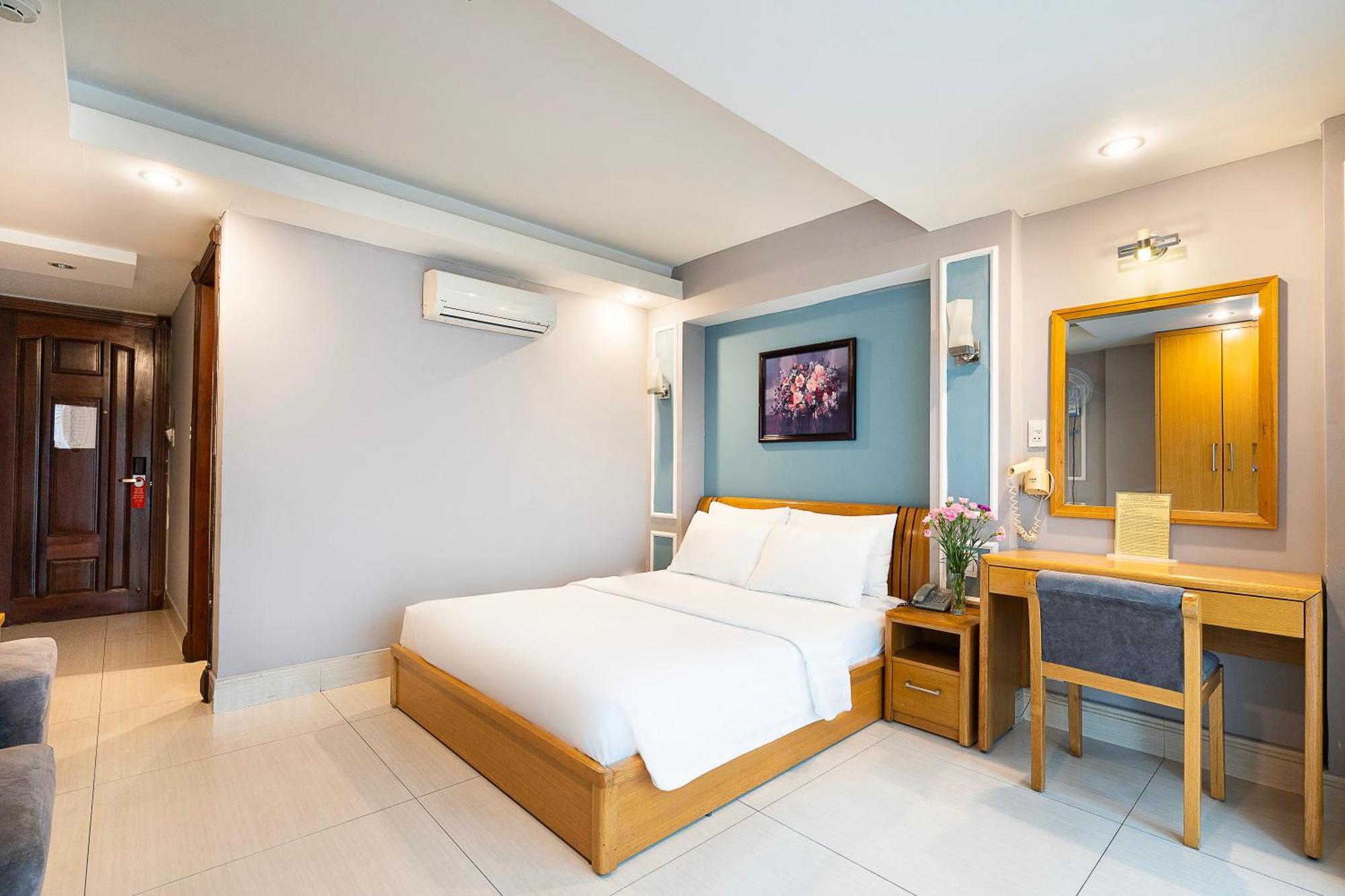Lucky Star Hotel - Ben Thanh Хошимин Екстериор снимка